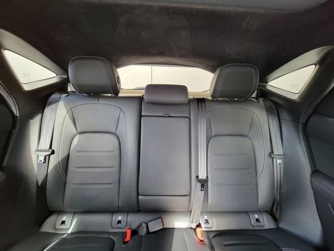 Used 2024 Jaguar E-PACE R-Dynamic SE image 18
