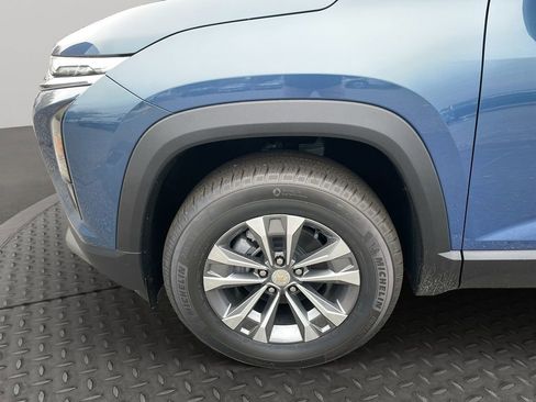 New 2026 Chevrolet Equinox LT w/ Convenience Package II image 23