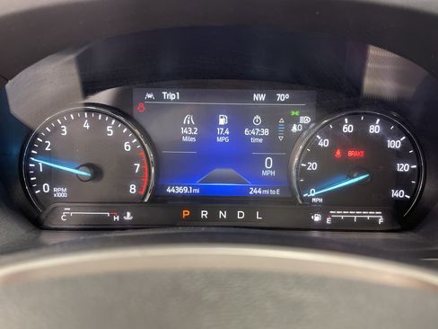 Used 2022 Ford Explorer XLT w/ Equipment Group 202A image 24