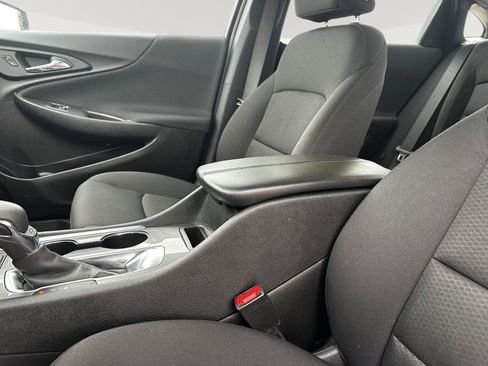 Used 2021 Chevrolet Malibu LT FWD image 18