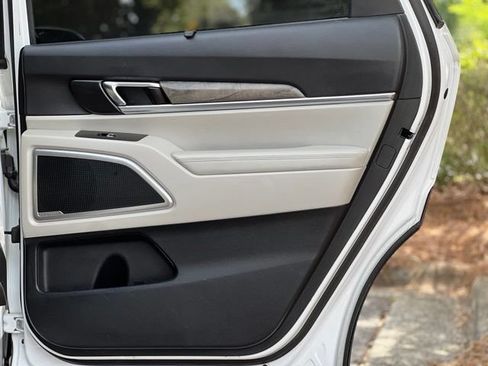 Used 2020 Kia Telluride EX FWD image 18