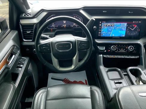 Used 2024 GMC Sierra 2500 Denali w/ Denali Reserve Package AWD/4WD image 5