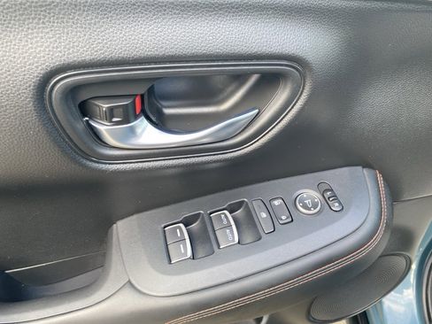 Used 2023 Honda HR-V Sport image 21