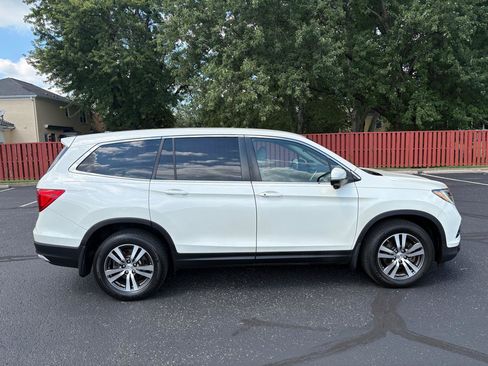 Used 2016 Honda Pilot EX image 3