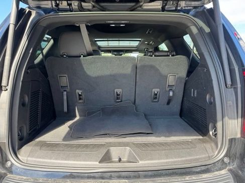 Used 2023 GMC Yukon SLT AWD/4WD image 23