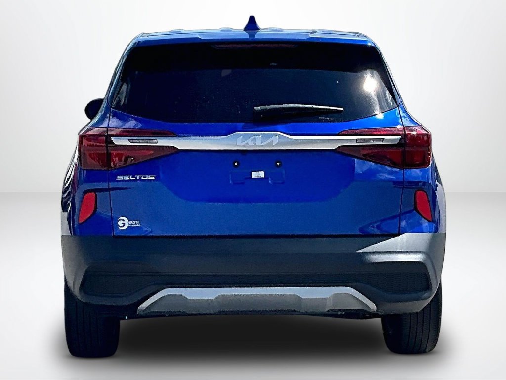 Used 2023 Kia Seltos LX AWD/4WD image 5