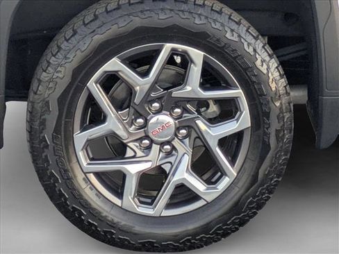 Used 2024 GMC Sierra 1500 SLT w/ SLT Premium Plus Package image 23