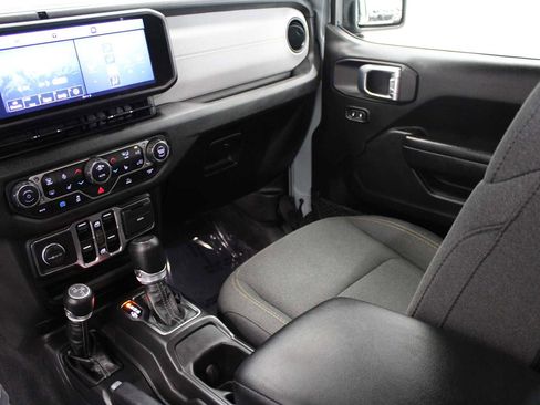 Used 2024 Jeep Wrangler Sport w/ Convenience Group AWD/4WD image 22