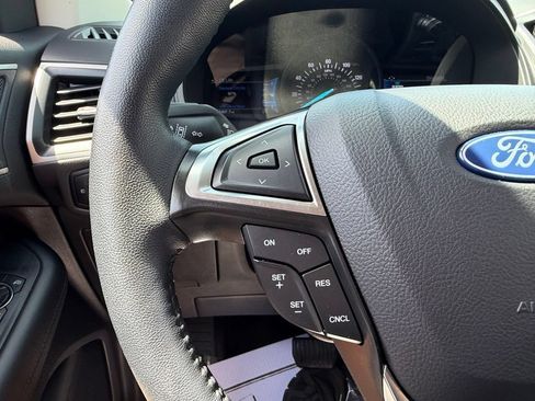 Used 2024 Ford Edge SEL w/ Convenience Package AWD/4WD image 15