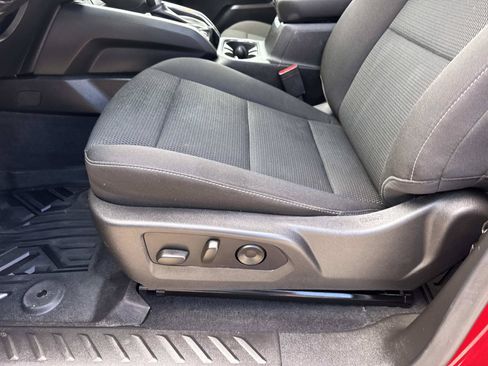Used 2025 GMC Canyon Elevation w/ Convenience Package RWD image 16