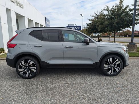 New 2025 Volvo XC40 B5 Plus w/ Protection Package Premier image 3