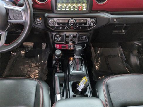 Certified 2022 Jeep Gladiator Rubicon w/ Auxiliary Switch Group image 19