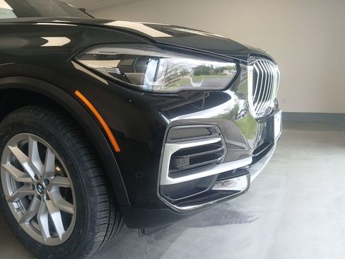 Used 2023 BMW X5 xDrive40i w/ Premium Package AWD/4WD image 6