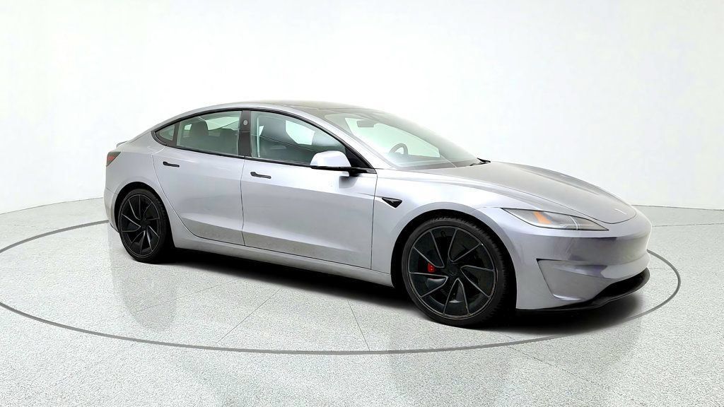 Used 2025 Tesla Model 3 Performance AWD/4WD image 3