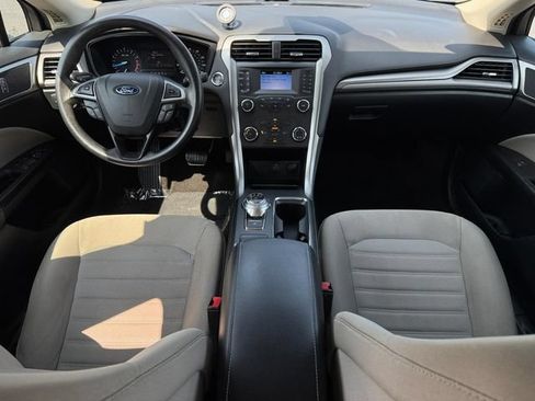 Used 2020 Ford Fusion S FWD image 4