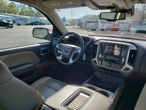 Used 2018 GMC Sierra 1500 SLT image 37