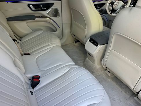 Used 2023 Mercedes-Benz EQS 450+ SUV image 35