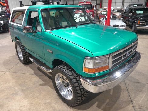 Used 1995 Ford Bronco XLT AWD/4WD image 14
