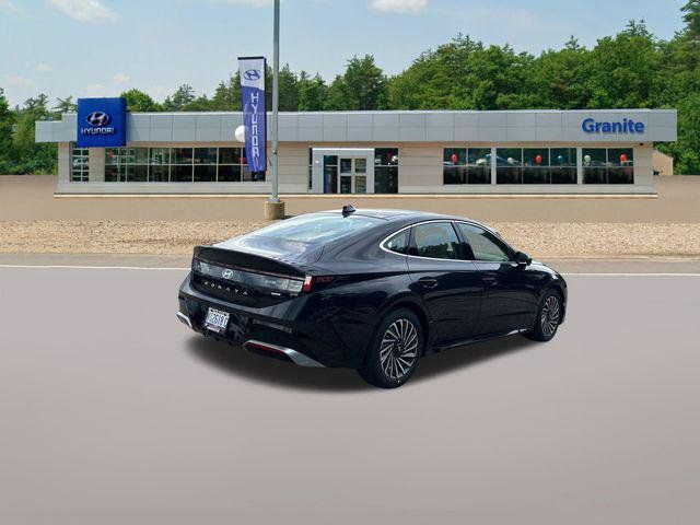 New 2026 Hyundai Sonata Limited FWD image 5