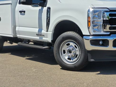 New 2026 Ford F350 XL w/ XL Chrome Package AWD/4WD image 2