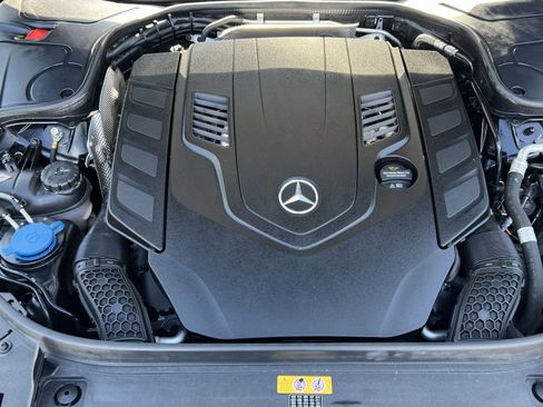 Used 2019 Mercedes-Benz S 560 4MATIC Sedan image 33