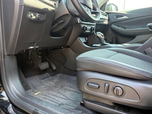 Used 2024 Buick Encore GX Preferred w/ Comfort Package FWD image 31