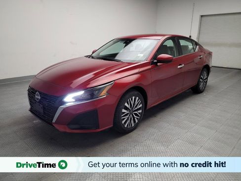 Used 2023 Nissan Altima 2.5 SV image 1