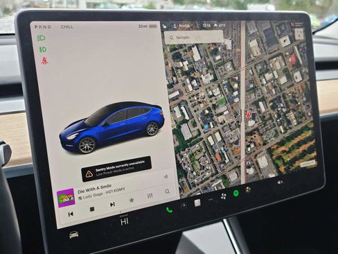 Used 2018 Tesla Model 3 Long Range image 26