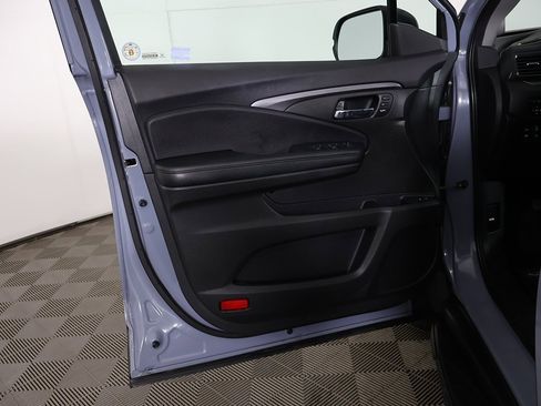 Used 2022 Honda Pilot Black Edition image 25