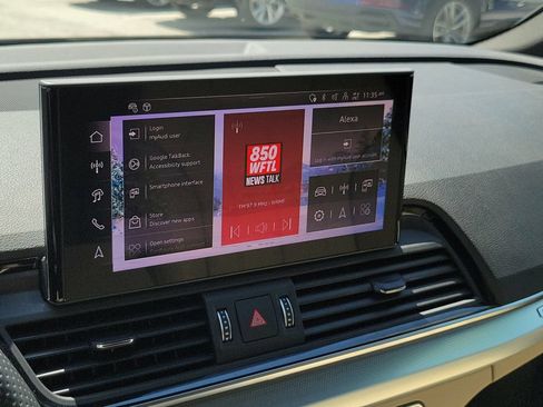 Certified 2025 Audi Q5 2.0T Premium Plus AWD/4WD image 12