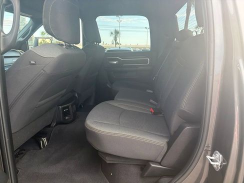 Used 2025 RAM 2500 Big Horn AWD/4WD image 9