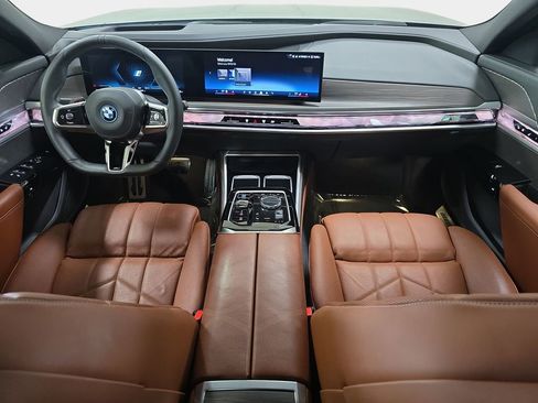 Certified 2023 BMW i7 xDrive60 image 12