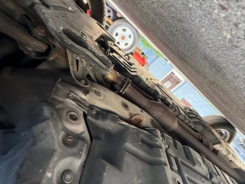 Used 2011 Toyota Highlander 4WD w/ Tech Pkg image 33