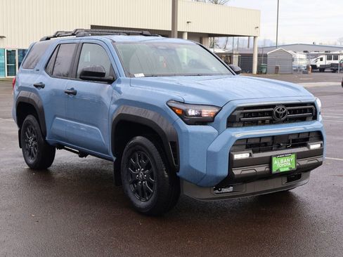 New 2025 Toyota 4Runner SR5 image 9