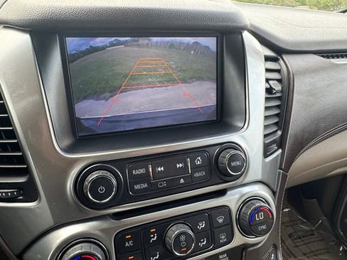 Used 2015 Chevrolet Suburban LTZ image 9