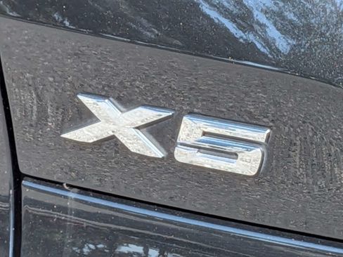 Used 2022 BMW X5 sDrive40i w/ M Sport Package RWD image 11