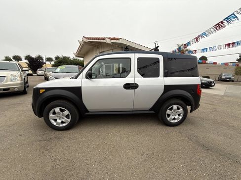 Used 2005 Honda Element EX image 2
