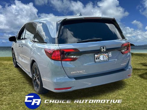 Used 2023 Honda Odyssey Sport image 5