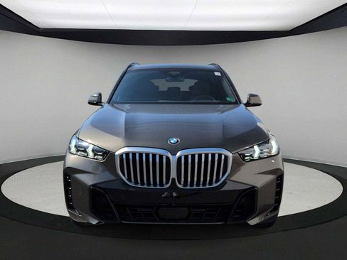 New 2026 BMW X5 xDrive40i w/ M Sport Package image 3