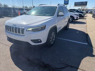 Used 2019 Jeep Cherokee Latitude Plus w/ Comfort/Convenience Group video 1