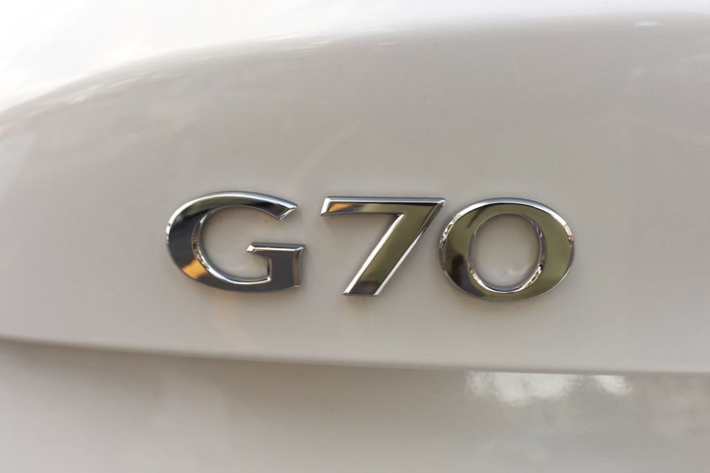 Used 2020 Genesis G70 2.0T w/ Elite Package RWD image 32