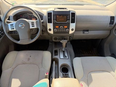 Used 2015 Nissan Frontier SV w/ SV Value Truck Package image 15