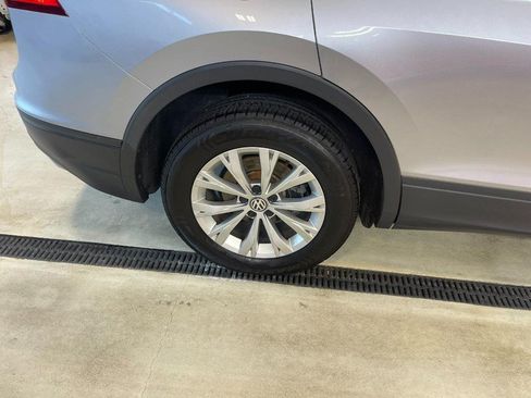 Used 2019 Volkswagen Tiguan S w/ 3rd Row Seat Package AWD/4WD image 8