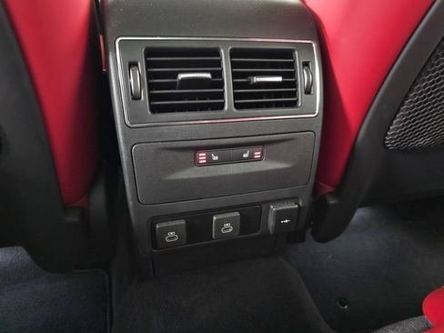 Used 2025 Jaguar F-PACE R-Dynamic S AWD/4WD image 40