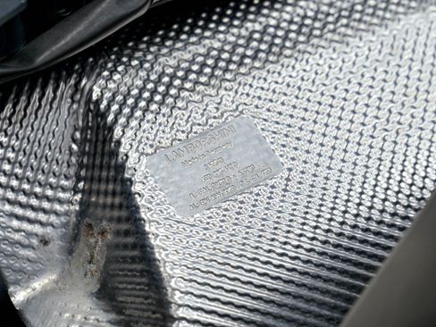 Used 2023 Lamborghini Huracan STO RWD image 70