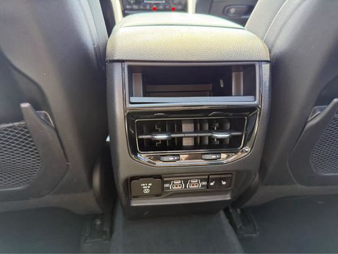 Used 2023 Jeep Grand Cherokee 4WD 4xe w/ Luxury Tech Group II image 26