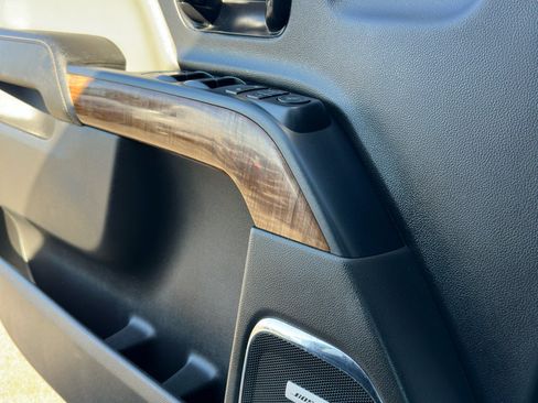 Used 2014 GMC Sierra 1500 SLT w/ SLT Crew Cab Value Package image 20