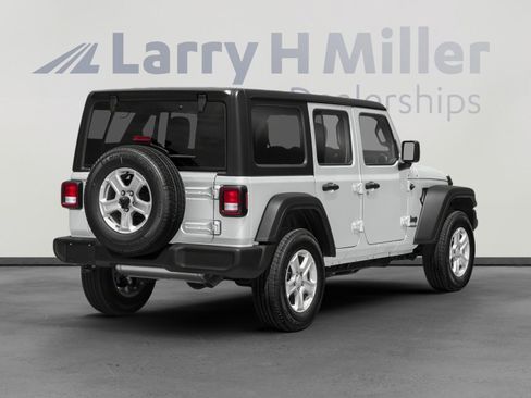 Used 2023 Jeep Wrangler Unlimited Sport AWD/4WD image 2