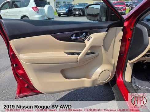 Used 2019 Nissan Rogue SV AWD/4WD image 9