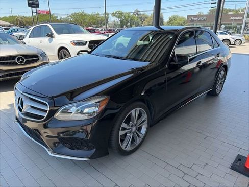 Used 2016 Mercedes-Benz E 350 Sedan image 4